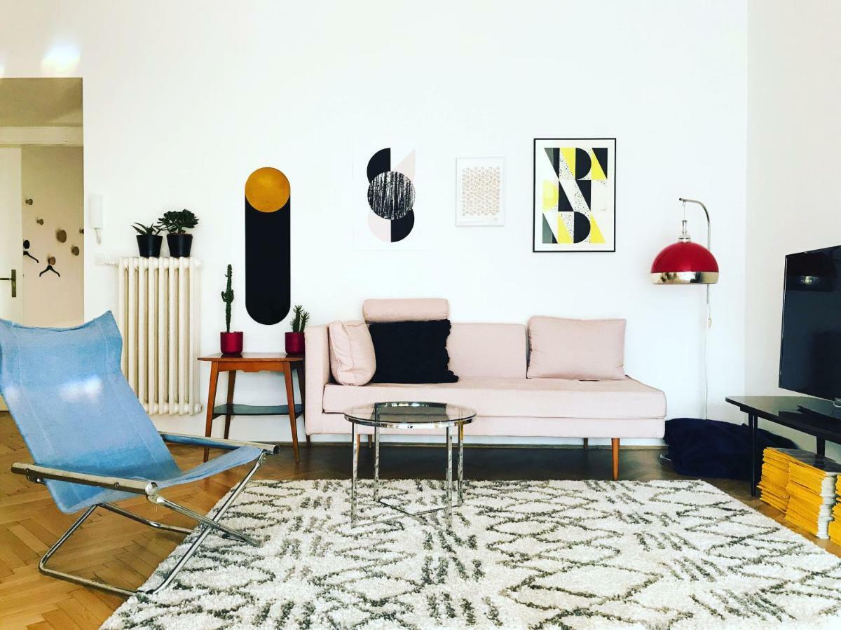 Spacious Bauhaus Icon Flat With Fitness Room In Central Buda, Close To The River And Margaret Island Budapesta Exterior foto